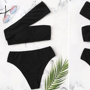 One shoulder ribbed bikini.